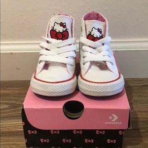 Hello Kitty x Converse Chuck Hi Size 4c